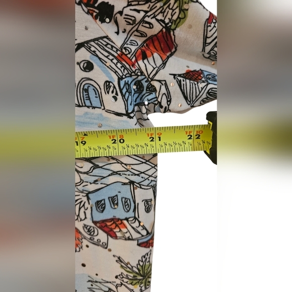 Cathy Daniels - Vibrant Tropical Collared V-Neck Top Mini Mirrored Round Dots - Picture 7 of 8